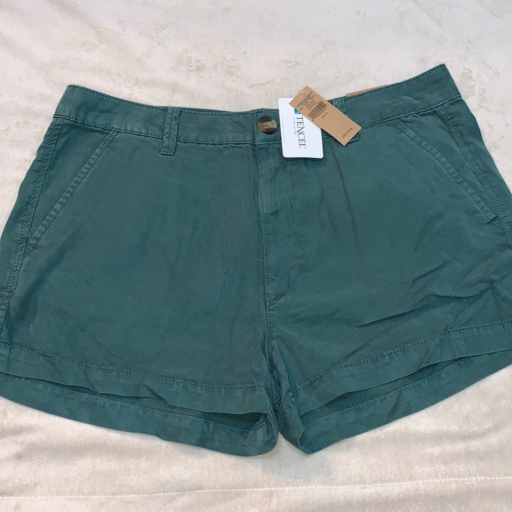 American Eagle Low rise shorts